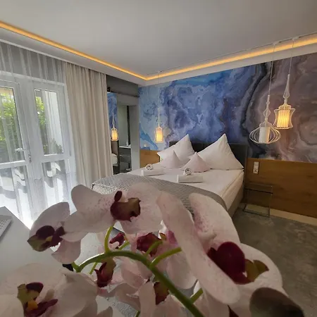 ベッド・アンド・ブレックファスト Oskar W Jastrzebiej Gorze Z Jacuzzi I Saunami 3*