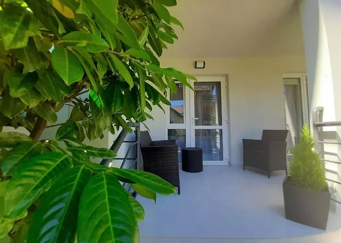 Oskar W Jastrzebiej Gorze Z Jacuzzi I Saunami Bed & Breakfast