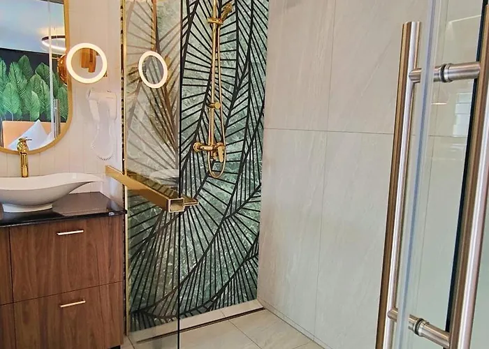 Bed & Breakfast Oskar W Jastrzebiej Gorze Z Jacuzzi I Saunami 3*