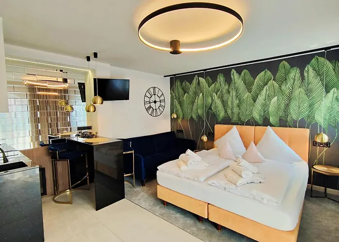 Oskar W Jastrzebiej Gorze Z Jacuzzi I Saunami Bed & Breakfast